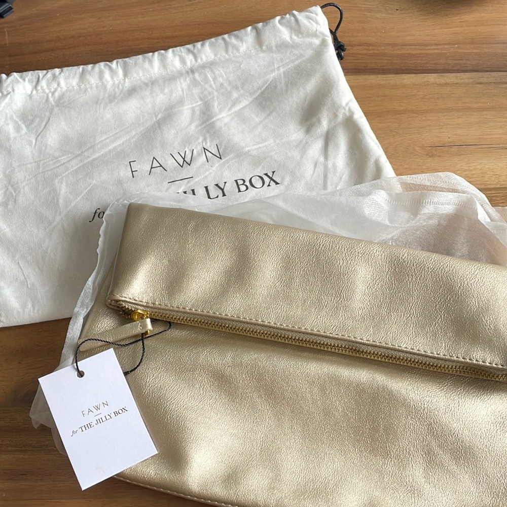 NWT gold Fawn Design for the Jilly Box Clutch